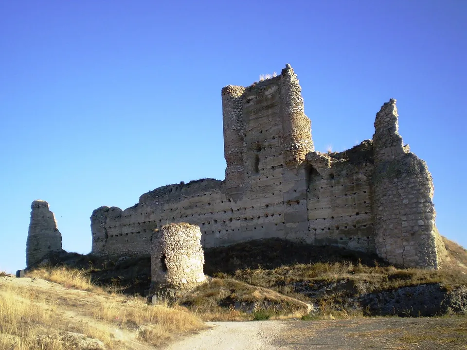Castillo de Fuentidueña de Tajo