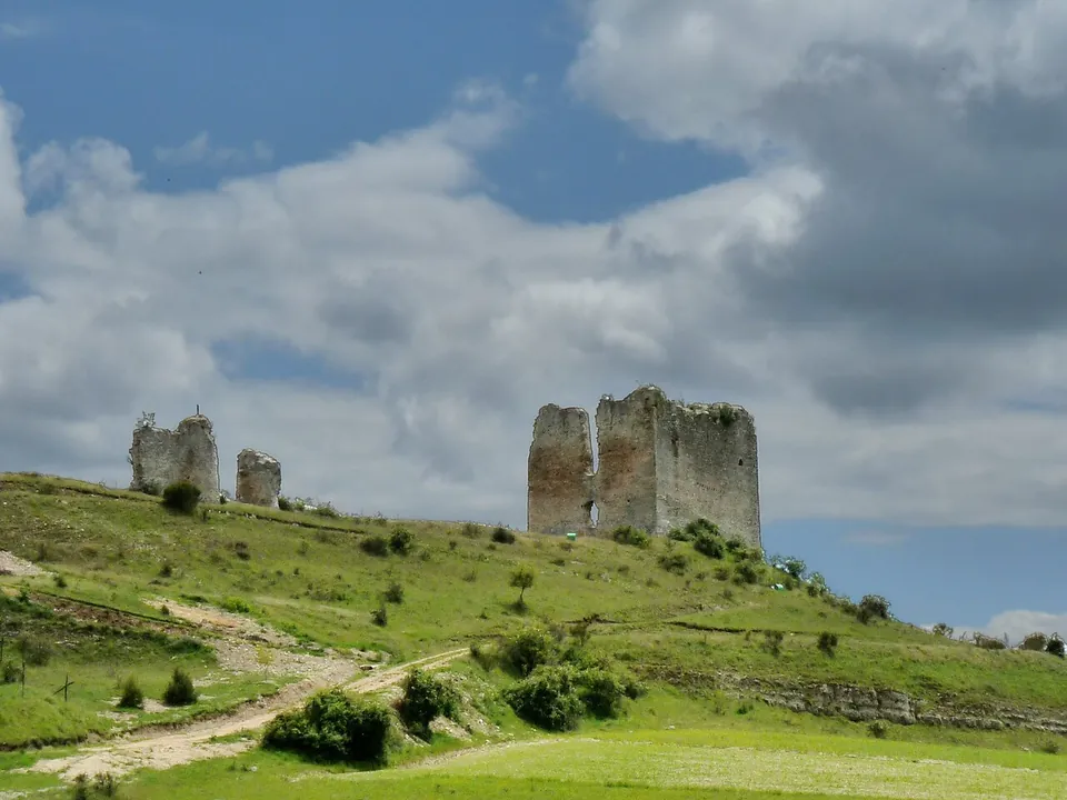 Castillo de Cabrejas del Pinar